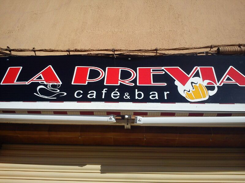 La Previa Cafe & Bar