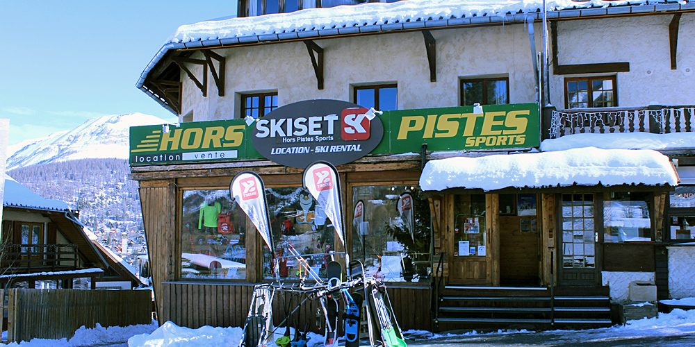 Hors Pistes Location ski VTT Val dAllos le Seignus